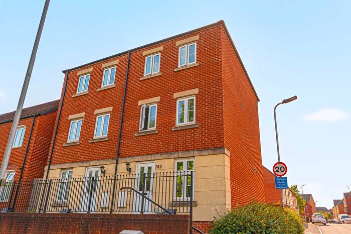 3 Bedroom Semi-detached House For Sale In Corporation Road, Newport, NP19