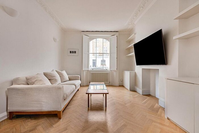 2 Bedroom Flat For Sale In Sydney Street, London, SW3
