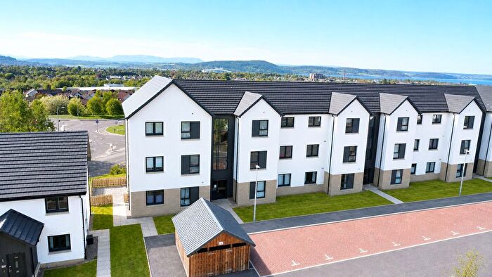 2 Bedroom Flat For Sale In Broomhall Court, Inverness, IV2