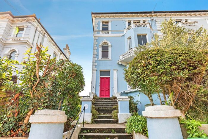 2 Bedroom Flat For Sale In Pevensey Road, St. Leonards-On-Sea, TN38