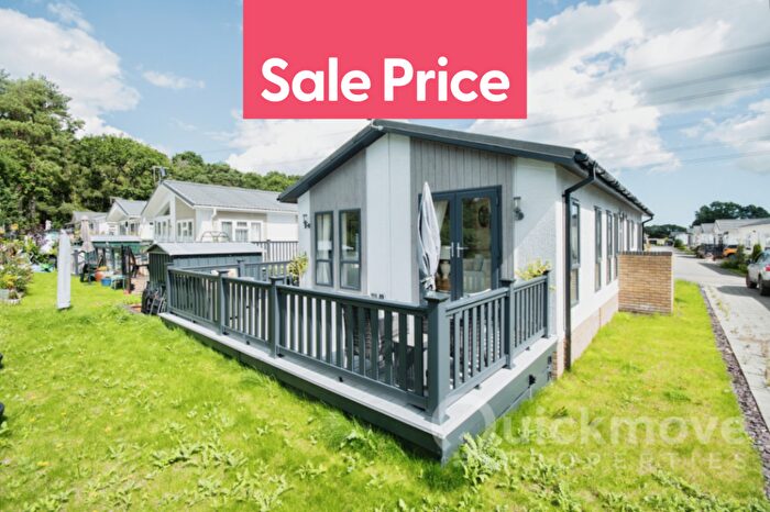 2 Bedroom Park Home For Sale In Three Legged Cross, Wimborne, Dorset, BH21