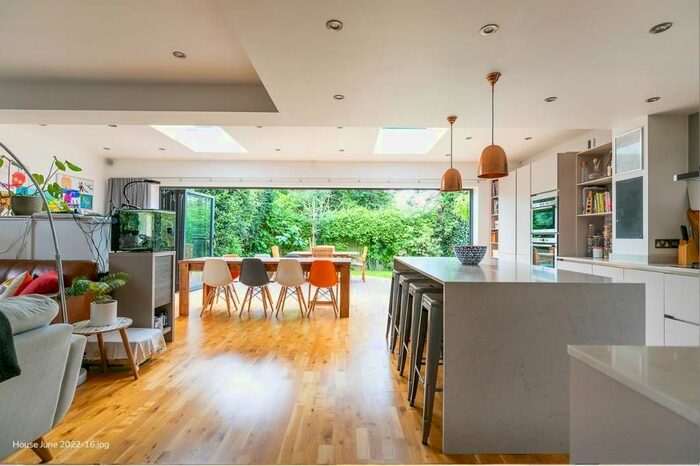 4 Bedroom Detached House To Rent In Drayton, Oxfordshire, OX14