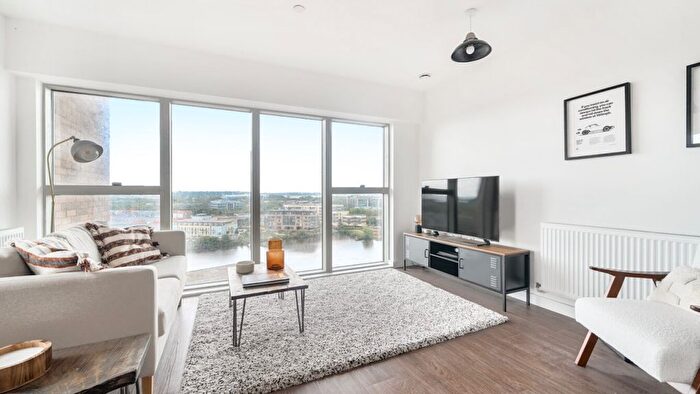 1 Bedroom Flat For Sale In Flagstaff Road, Reading, RG2