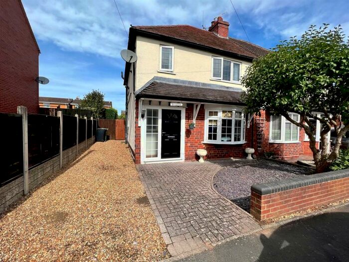 3 Bedroom Semi-Detached House To Rent In Craigleith, New Street, Kingswinford, DY6