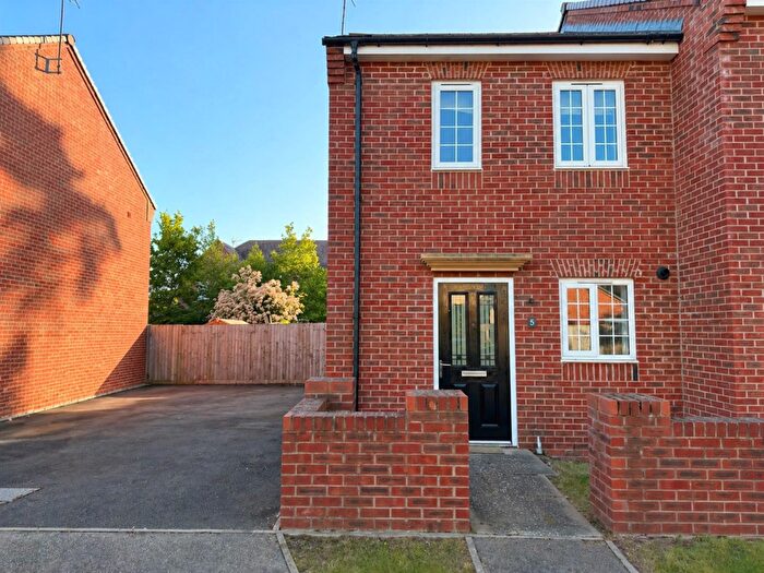 2 Bedroom Semi-Detached House For Sale In Twigger Drive, Barford, CV35