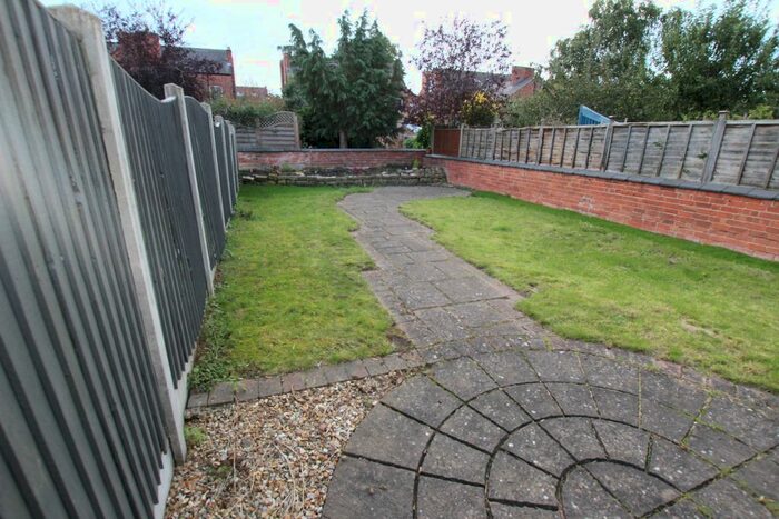 2 Bedroom Flat To Rent In Musters Road, West Bridgford, Nottingham, NG2