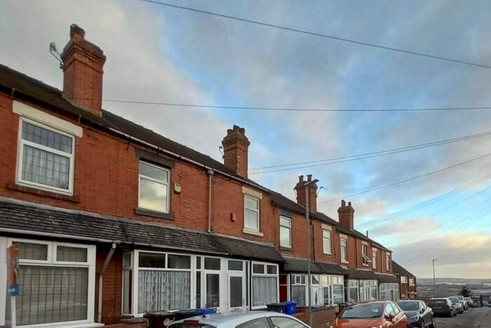 2 Bedroom Property To Rent In Gresty Street, Penkhull, Stoke-On-Trent ST4