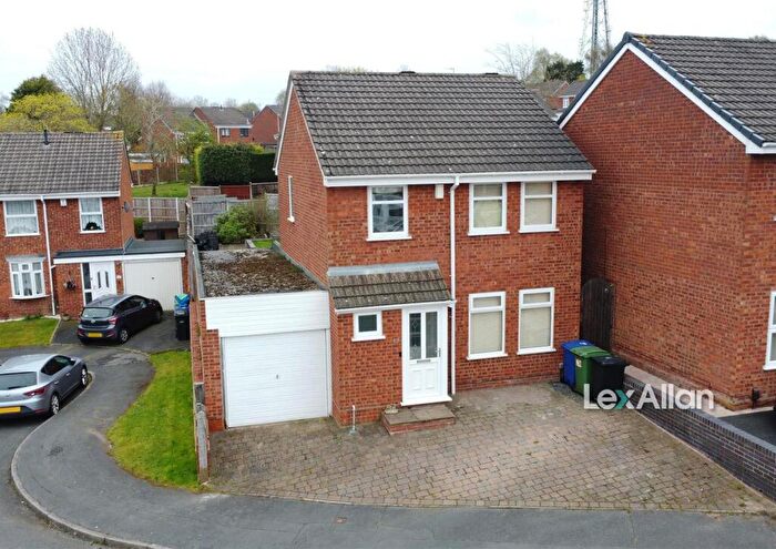 3 Bedroom Detached House For Sale In Barsham Drive, Brierley Hill, DY5