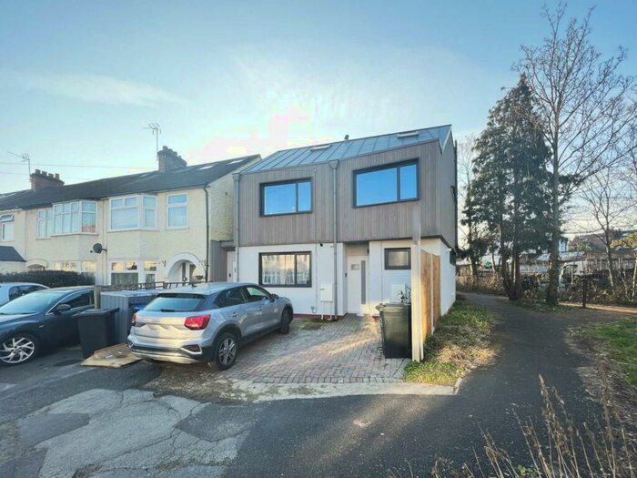 3 Bedroom Semi-Detached House To Rent In Rookwood Avenue, New Malden, KT3