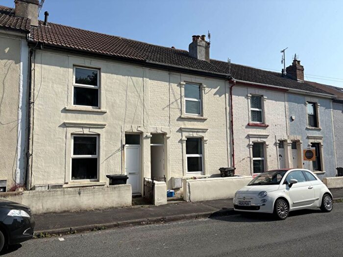 3 Bedroom Terraced House To Rent In Herapath Street, Barton Hill, Bristol, BS5