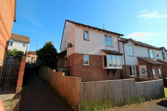 2 Bedroom Property To Rent In Slade Close, Plymstock, Plymouth, PL9