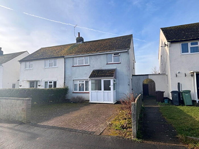 3 Bedroom Semi-Detached House For Sale In Lay Avenue, Berinsfield, OX10