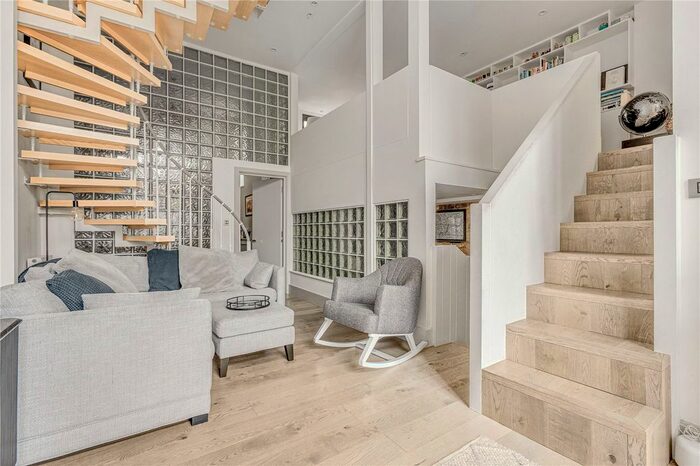 4 Bedroom End Of Terrace House To Rent In Plough Terrace, Clapham Junction, SW11