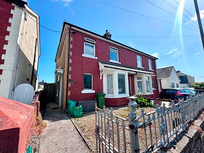 3 Bedroom Semi-Detached House To Rent In Grove Road, Bridgend, CF31