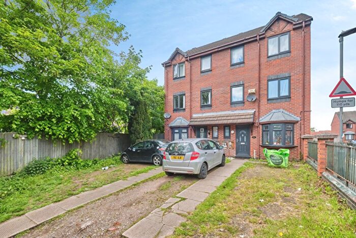 6 Bedroom Town House For Sale In Glebe Street, Walsall, WS1