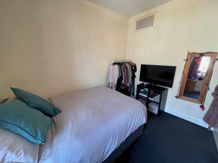 1 Bedroom Flat For Sale In Flat /, Newlands Road, Glasgow, G44