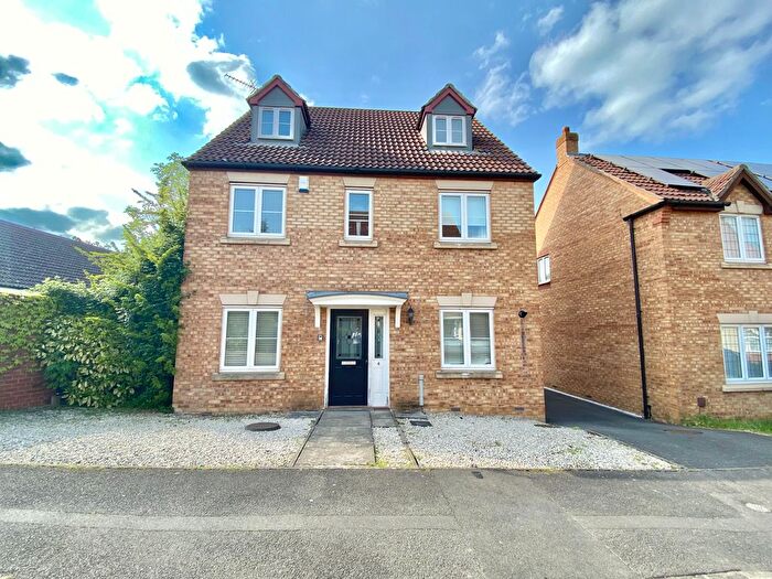 5 Bedroom Property To Rent In Commons Drive, Hampton Vale, Peterborough, PE7