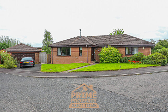 4 Bedroom Bungalow For Sale In Grahams Avenue, Lochwinnoch, PA12