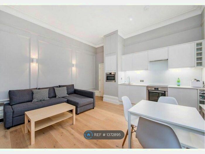 1 Bedroom Flat To Rent In Bank Chambers, London, SW1Y