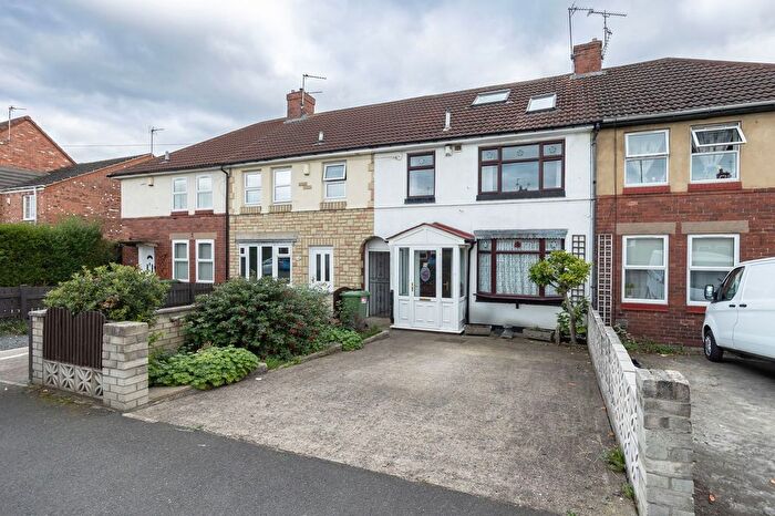 4 Bedroom Terraced House For Sale In Osbaldwick Lane, York, YO10