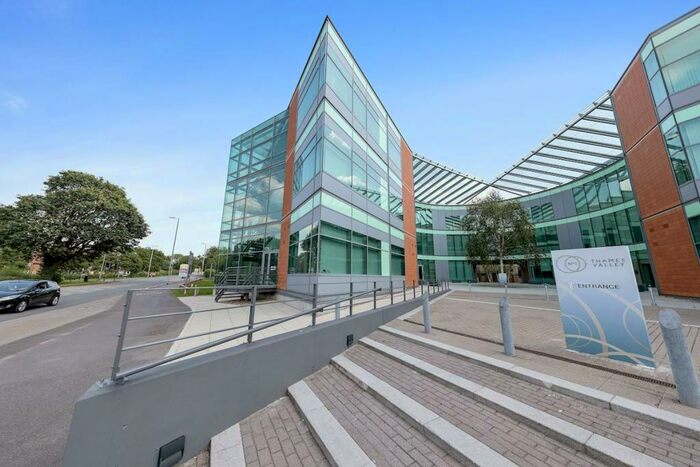 1 Bedroom Flat To Rent In Apartment, No. Thames Valley, Wokingham Road, Bracknell, RG42