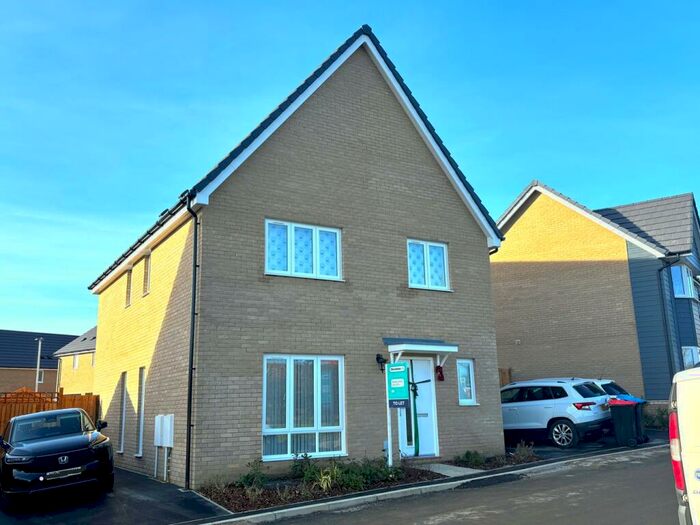 4 Bedroom Detached House To Rent In Forrester Gardens, Tattenhoe Park, Milton Keynes, MK4