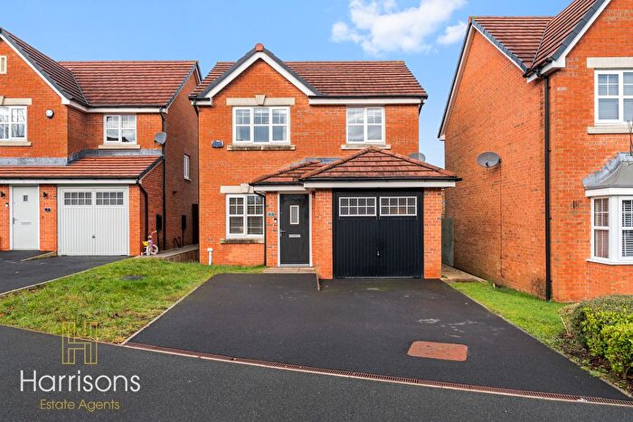 3 Bedroom Detached House For Sale In Inveraray Avenue, Blackrod, Bolton, BL6