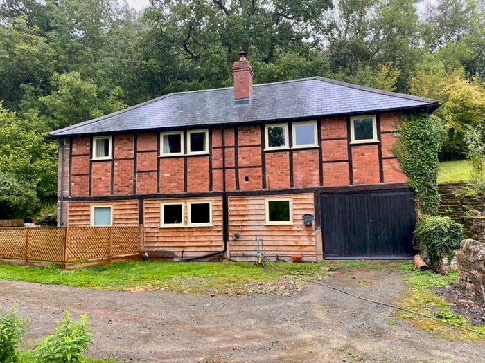 3 Bedroom Barn Conversion To Rent In Woolhope, Hereford, HR1