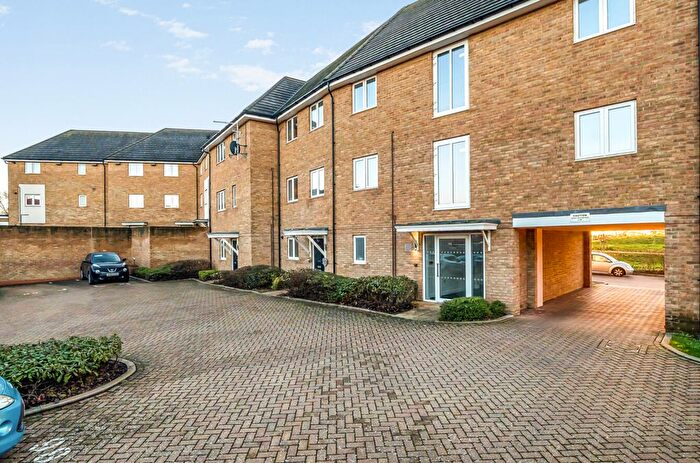 1 Bedroom Flat For Sale In Ellwood Fields, Binfield, Bracknell, RG42