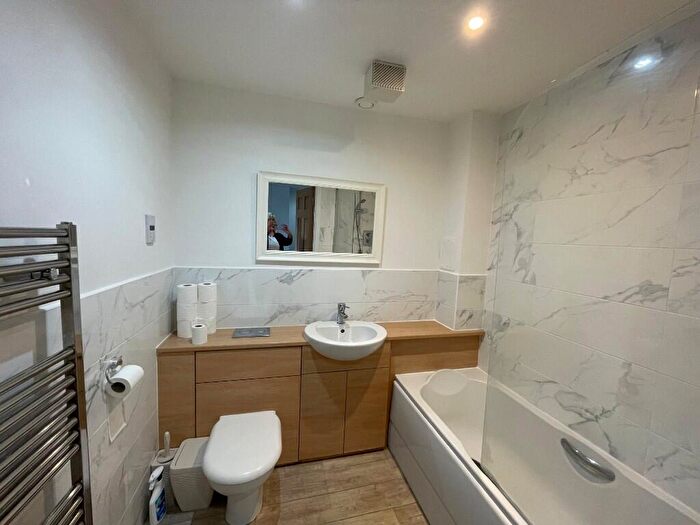 1 Bedroom Flat To Rent In Tryst Park, Larbert, Stirlingshire, FK5