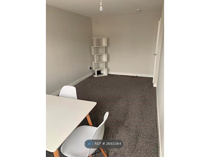 2 Bedroom Flat To Rent In Henry Court, Rotherham, S65