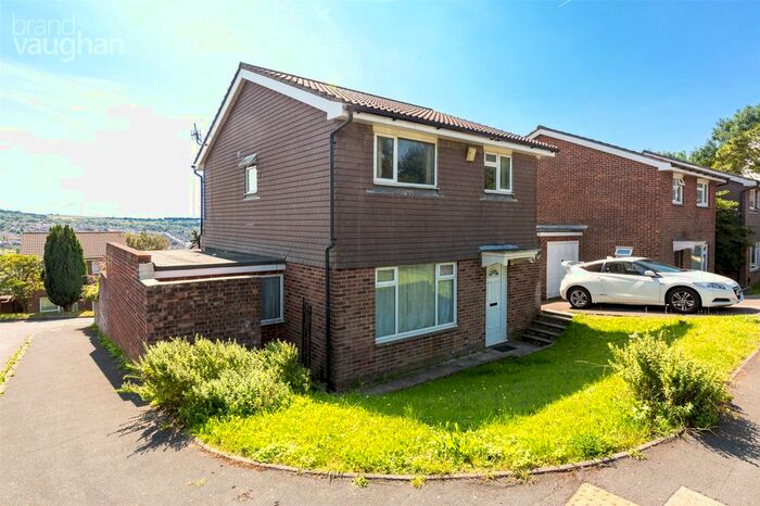 5 Bedroom Detached House To Rent In Lynchet Close, Brighton, BN1