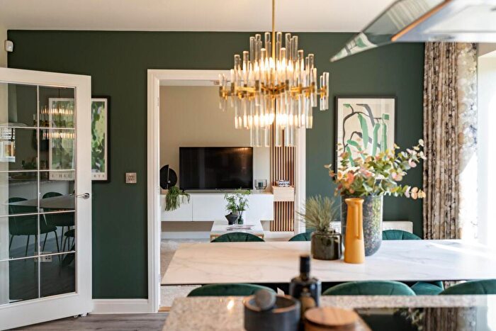 4 Bedroom Detached House For Sale In Station Road, Carlton, Selby, North Yorkshire, DN14