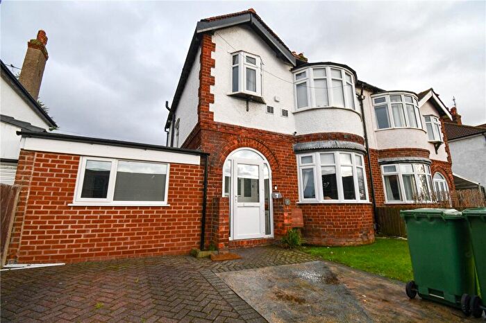 4 Bedroom Semi-Detached House For Sale In Noctorum Avenue, Prenton, Wirral, CH43