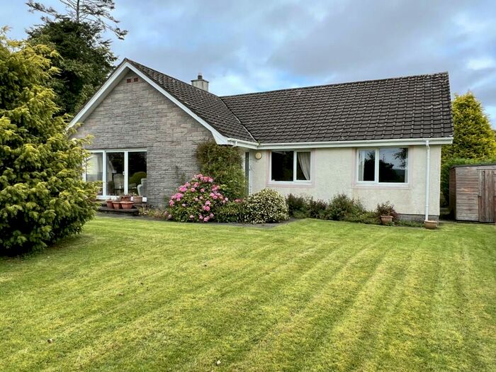 3 Bedroom Detached Bungalow For Sale In St Johns Way, Dalry, Castle Douglas, DG7