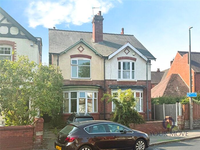 3 Bedroom Semi-Detached House For Sale In Beauty Bank, Cradley Heath, West Midlands, B64