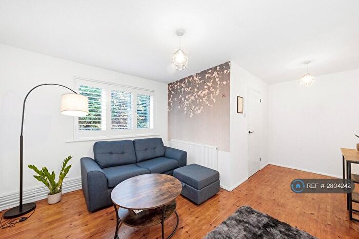 1 Bedroom Flat To Rent In Carew Court, London, SE14