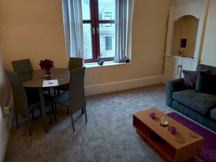 2 Bedroom Flat To Rent In Victoria Road, Aberdeen, Aberdeenshire, AB11