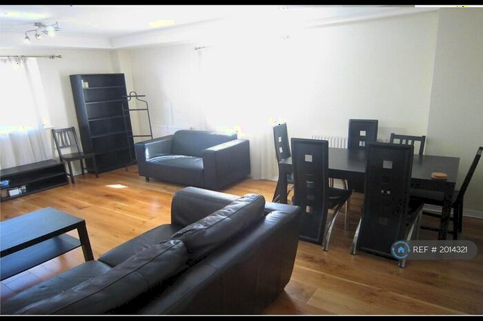 2 Bedroom Flat To Rent In Rotherhithe St, London, SE16