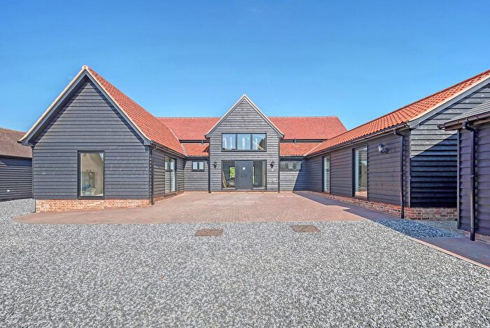 5 Bedroom Detached House For Sale In The Oak Barn Stock Road, Stock, CM4