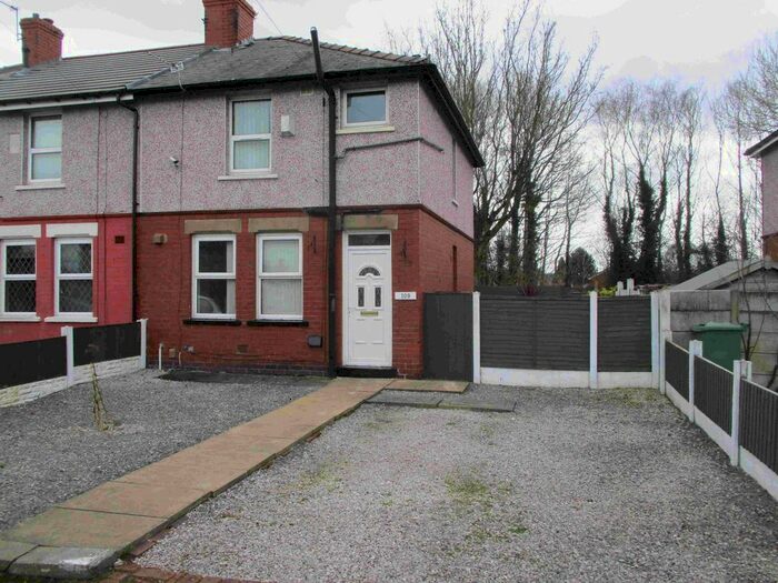 3 Bedroom Semi-Detached House To Rent In Pennington Road, Leigh, Greater Manchester, WN7
