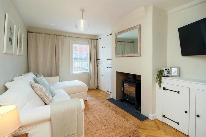 2 Bedroom Terraced House For Sale In High Street, Rotherfield, Crowborough, TN6