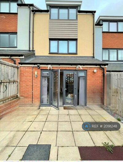 4 Bedroom Terraced House To Rent In Featherwood Avenue, Newcastle Upon Tyne, NE15