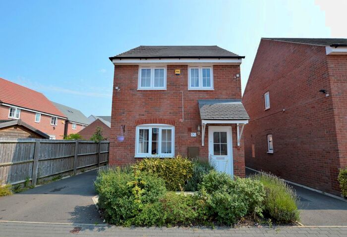 3 Bedroom Detached House To Rent In Keel Close, Wigston, LE18