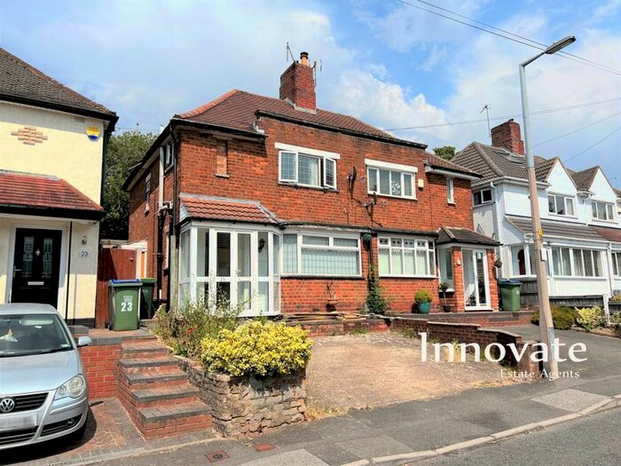 3 Bedroom Semi-Detached House To Rent In Warwick Road, Oldbury, B68