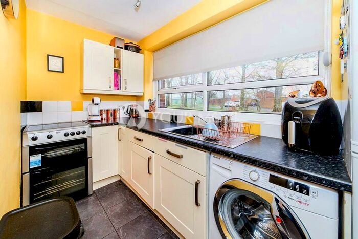 1 Bedroom Flat To Rent In Hanover Drive, Blaydon-On-Tyne, Tyne And Wear, NE21