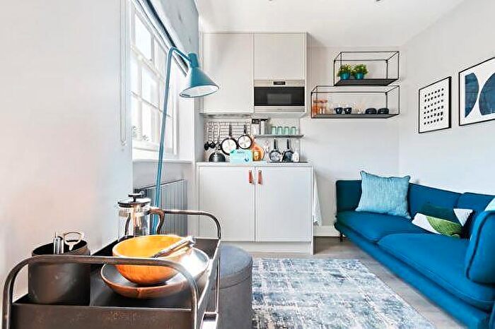 1 Bedroom Apartment To Rent In The Penthouse, Oakley Square, Mornington Crescent, Euston, London, NW1