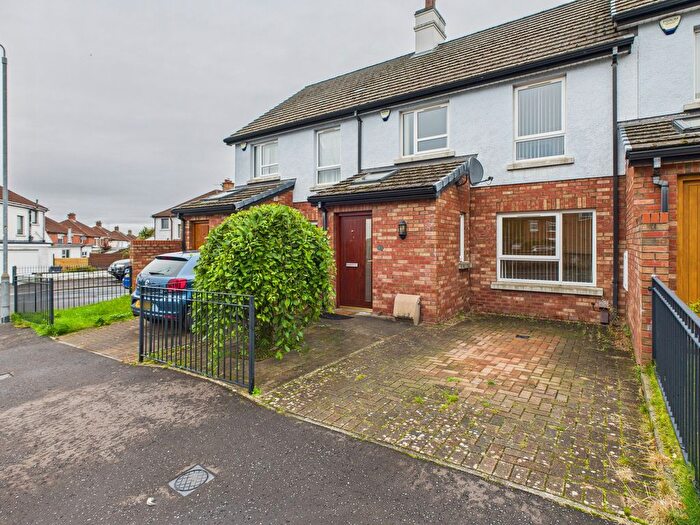 3 Bedroom Terraced House To Rent In Glensharragh Park, Belfast, BT6
