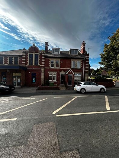 6 Bedroom Terraced House For Sale In Barnsley Road, Hemsworth, WF9