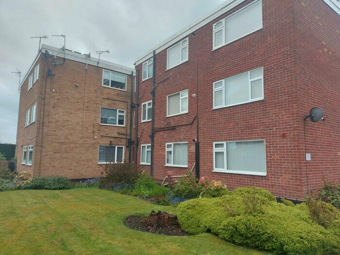 2 Bedroom House To Rent In Garden Flats, Upper Eastern Green, Coventry, CV5